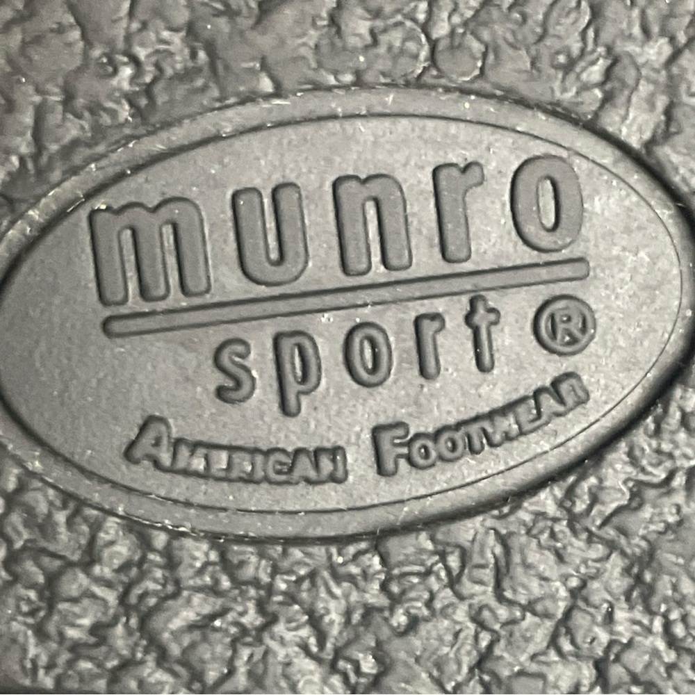 Munro Sport Brown Leather Sandals size 11 N - Picture 8 of 9